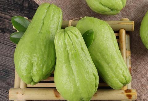 佛手瓜能跟黄瓜一起吃吗,佛手瓜与黄瓜的搭配食用指南