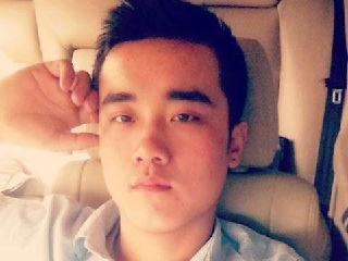 亲嘴吃瓜视频素材,亲嘴吃瓜，解锁夏日浪漫新姿势